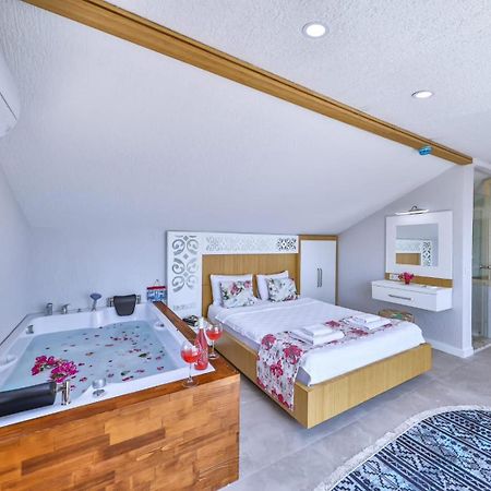Hediye Hanim Suit&Apart Aparthotel Kaş Exterior photo
